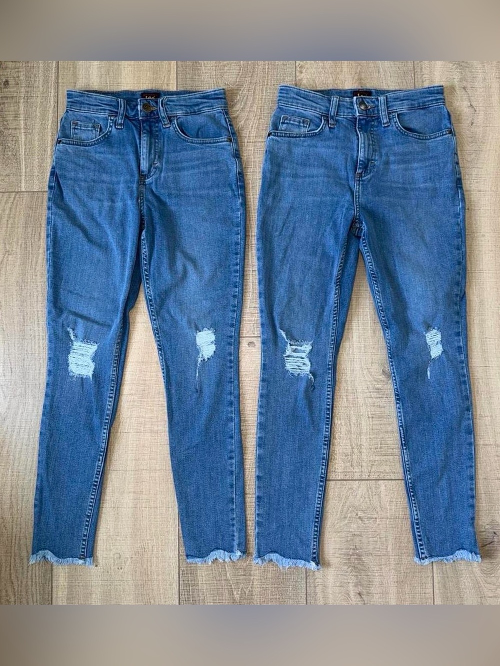 2 Lee Distressed Skinny Jeans Size 2